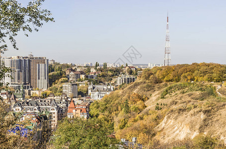 基辅城堡山部分地区的秋光景象图片