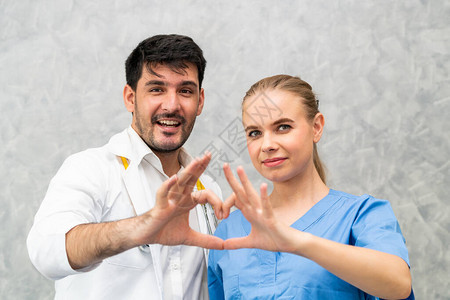 在医院工作的医生和护士医疗保健和医务图片