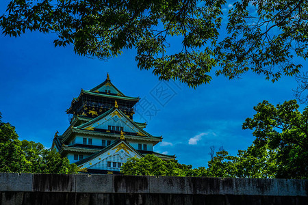 大阪城和蓝天图片
