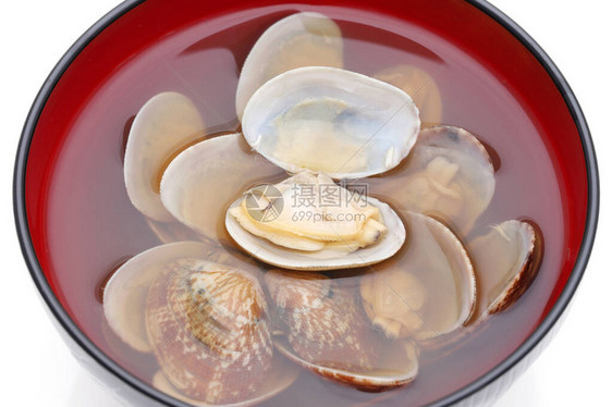 日本酱油汤用碗里的阿萨里蛤蜊图片