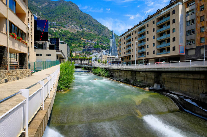 安道尔河畔vs哥瑞纳达直播 直击两队激烈对决全程实况