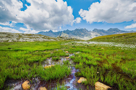 Grosina山谷ValtellinaIT高山有一图片