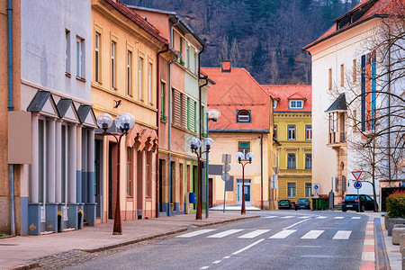 斯洛文尼亚Celje老城公路的城市景观图片