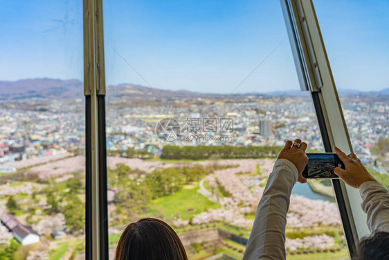 五棱郭塔观景台可以俯瞰整个公园图片