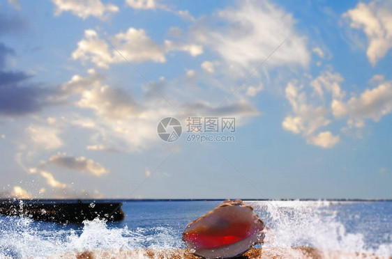 海风景自然阳光蓝天白云地平线热带岛屿海滩海岸海洋水波反射天际线景观日落和太阳升起蓝色背景图片