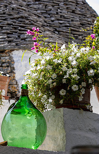 意大利AlberobelloTrulli村咖啡馆的Demi图片