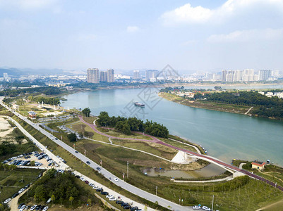 广西南宁市流域和滨江公园高层建筑航拍图片