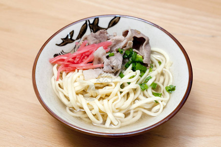 日本料理冲绳料理冲绳荞麦面图片