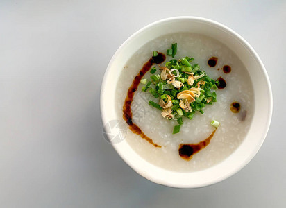 煮米粥在越南叫Chao图片