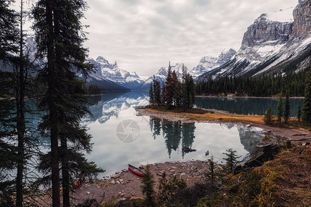 加拿大关于加拿大贾斯珀公园精神岛马利涅湖的加拿大图片