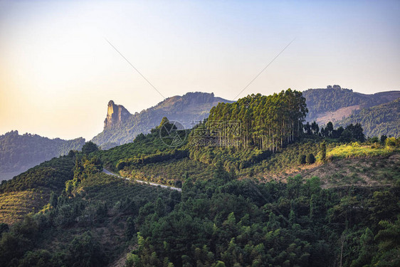 在阳朔广西的相公山图片