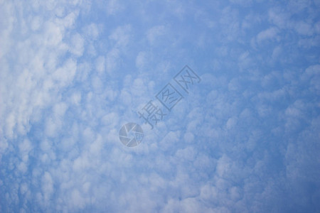 蓝天与卷云您设计的天空背景图片