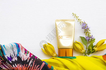 防晒霜spf50化妆品保健皮肤面部黄花依兰图片