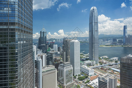 香港城市的现代摩天大楼和办公楼图片