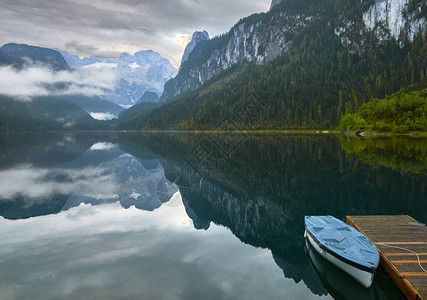 奥地利高山湖泊之美图片