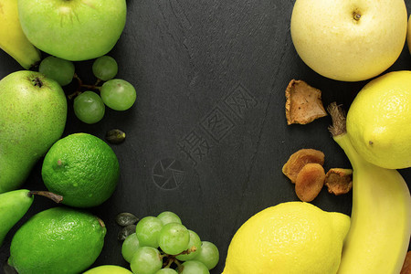 水果背景绿色和黄色套装图片