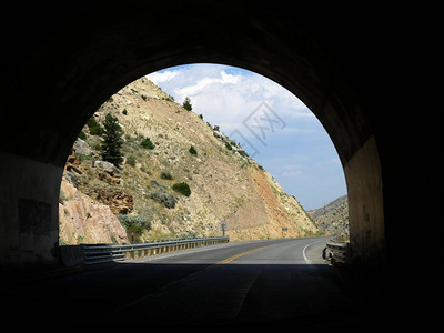 布法罗比尔隧道是怀俄明州1905年至1910年建造图片