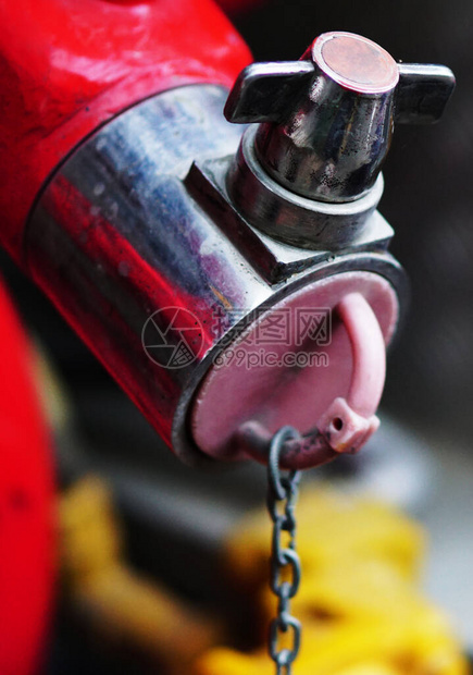 消防设备消防水管软特写图片