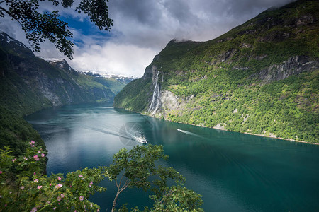 在挪威GeirangerGeirangerfj图片