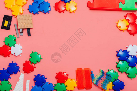 多色儿童游戏开发玩具游戏设计师以粉图片