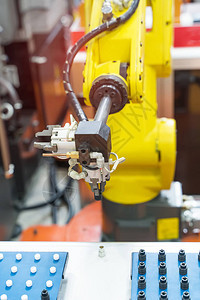 在智能制造背景中自动安装机器人臂的自动化系统控制应用程序NAMEOFTRANS图片