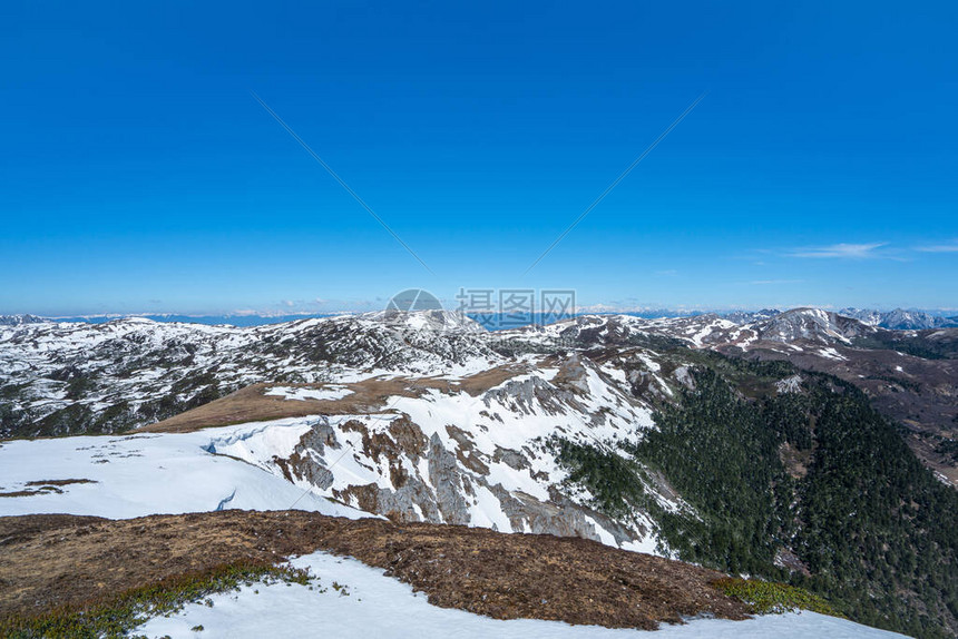 云南的雪山香格里拉什卡雪山图片