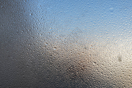 热水蒸汽在冷窗玻璃上凝结宏Misc图片