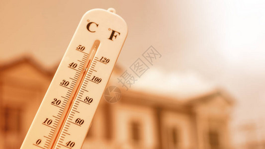 温度计显示温度是天空中的热量图片