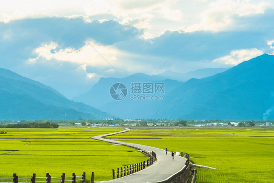 台东池上山水天道图片