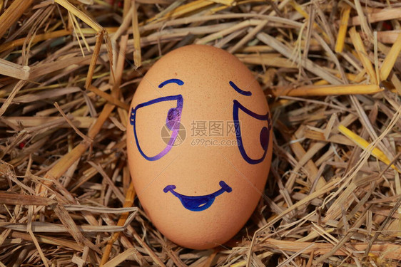 吸管上新鲜鸡蛋的情绪图片
