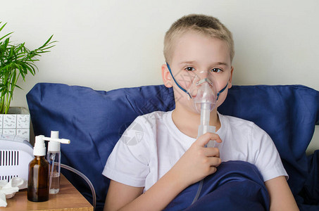 雾化器儿童图片