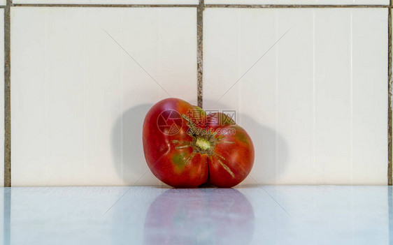 有机西红柿是健康食品图片