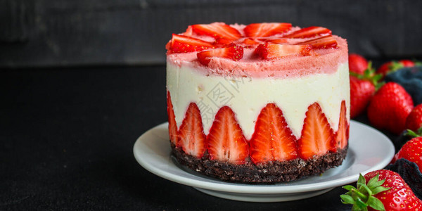 芝士蛋糕草莓饼图片