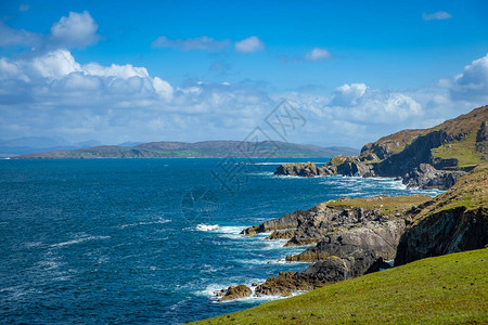 爱尔兰比阿拉半岛北面的壮观景色位于图片