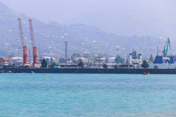 格鲁吉亚巴图米黑海货运图片