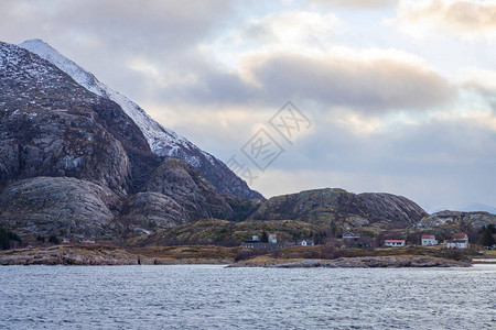 挪威海岸的美丽风图片