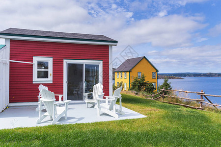 加拿大纽芬兰电池半岛上的孤立房屋图片
