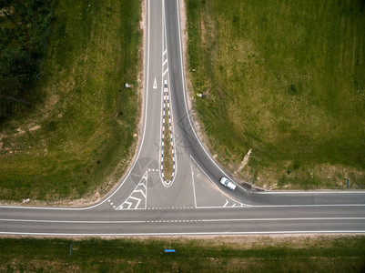 阿斯法特高速公路和公路图片