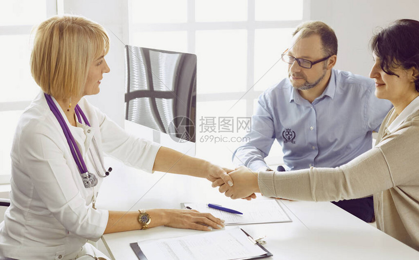 双方防守拉满快船外线失准杜兰特中投无解持续取分