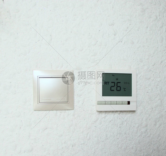 地板温度的温度调节器图片