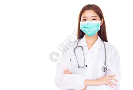 快乐的年轻亚洲女医生戴着面罩或医用面罩图片