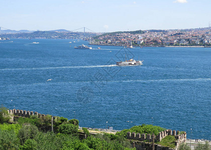 从土耳其伊斯坦布尔的Bosphorus市公园Gulh图片