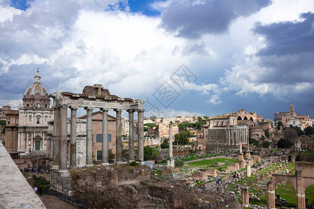 特莱维喷泉特莱维喷泉(少女喷泉)照片  |特莱维喷泉fontanaditrevi