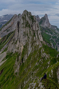 穿越瑞士阿彭策尔山脉的美丽探险之旅阿彭策尔阿尔图片
