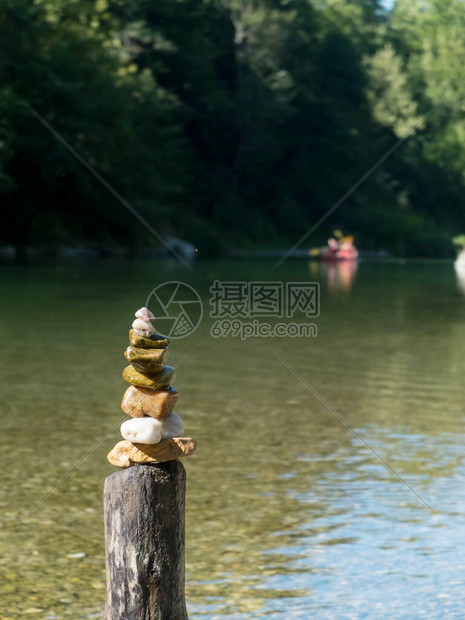 水流泉河水没有图片