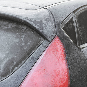 冰冻汽车玻璃的冰冷背景冰沉图片