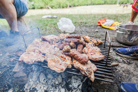 肉类夏季野餐图片