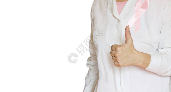 用粉红丝带做拇指手势的女医生医疗保健医疗乳图片
