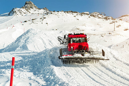 在奥地利的高山滑雪冬季度假胜地伊施格尔图片