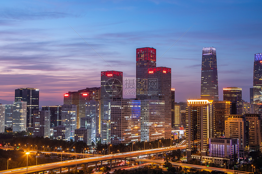 北京国贸cbd夜景中国尊高清图片下载-正版图片506948551-摄图网